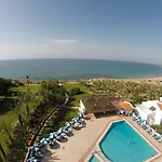 Helios Bay And 3*
