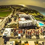 Helios Bay And Hotel 3*