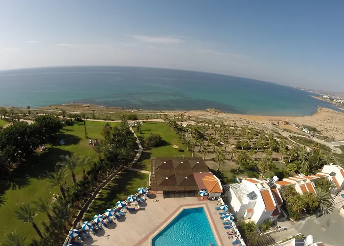 Helios Bay And Klorakas