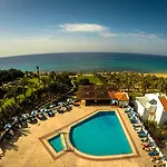 Helios Bay And 3*