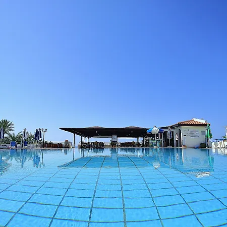 Helios Bay And 3*