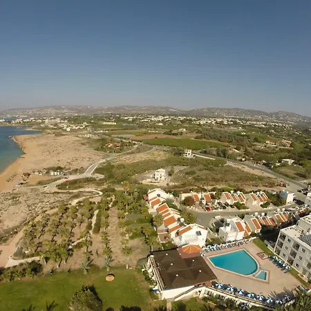 Helios Bay And Otel Klorakas