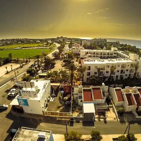 Otel Helios Bay And Klorakas