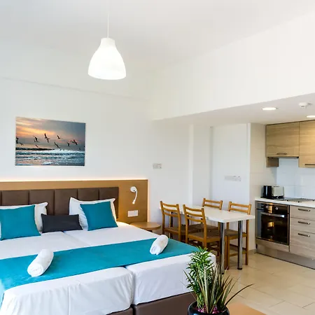 Otel Helios Bay And 3*