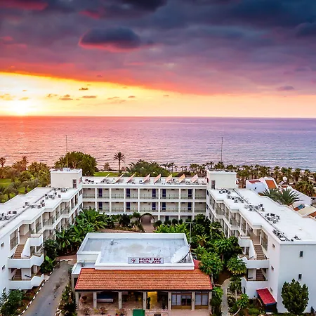 Helios Bay And 3* Klorakas