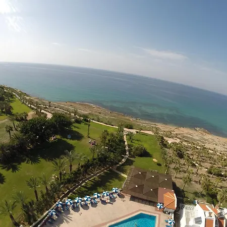 Helios Bay And Hotell