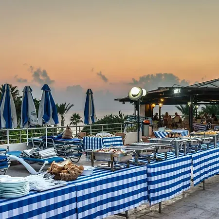 Helios Bay And 호텔 3*