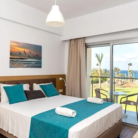 Helios Bay And Hotel