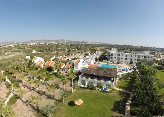 Helios Bay And Klorakas